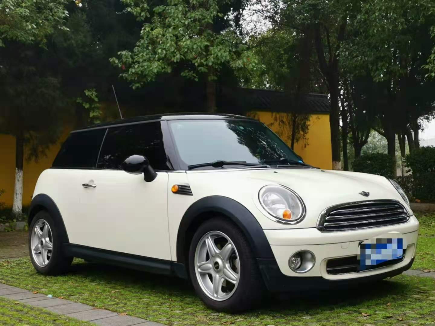 10年差個(gè)月的寶馬mini，1.6自動(dòng)，六萬公里實(shí)表